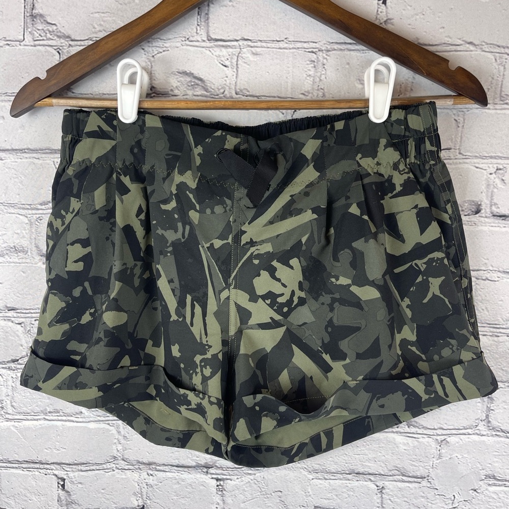 lululemon athletica Jungle Print Athletic Shorts